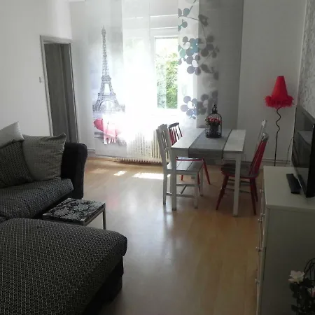 Apartment Silver Shades *